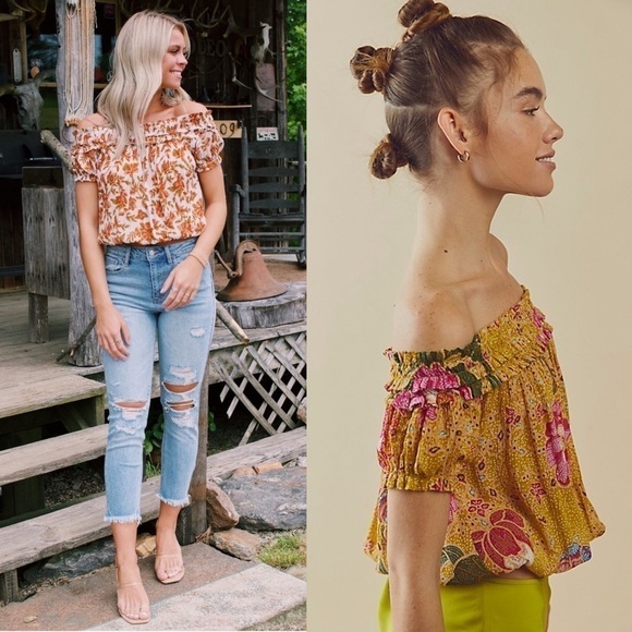 NWT FREE PEOPLE 70s Smocked Off Shoulder Floral Short Sleeve Blouson Crop Top S - Picture 6 of 11